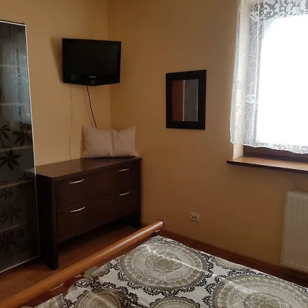 Wigwam 6-osobowy アパート